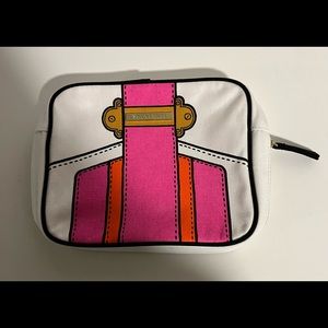 2021 Estee Lauder  Cosmetic Makeup Bag Toiletries ~ White/Pink 8.5” X 6”